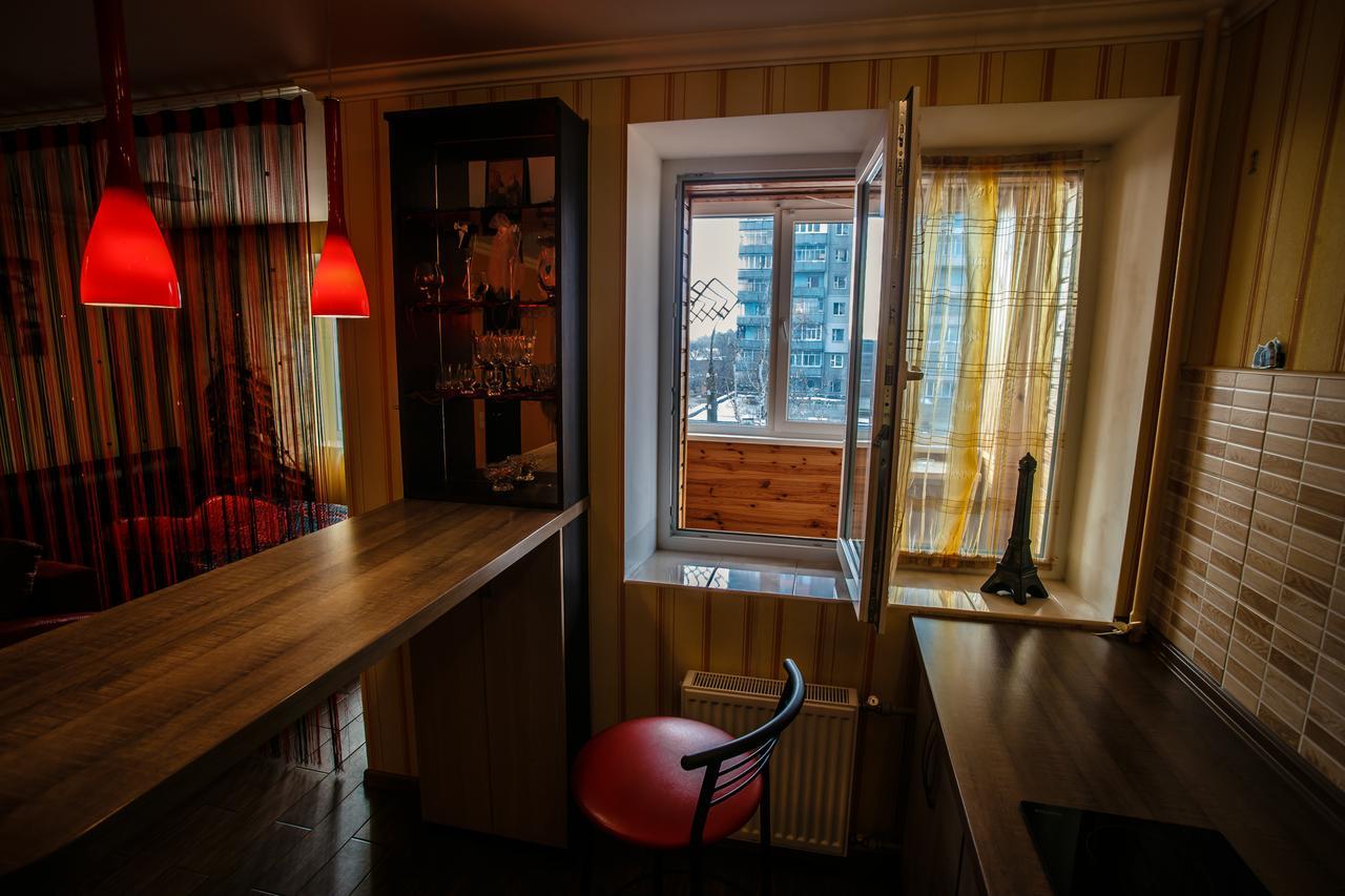 Apartlux Chernigov Luaran gambar
