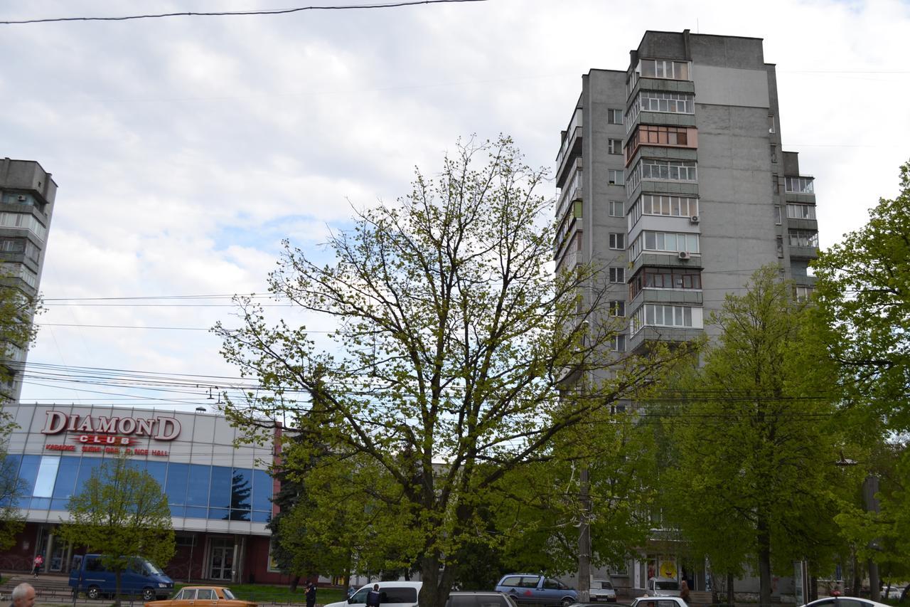 Apartlux Chernigov Luaran gambar