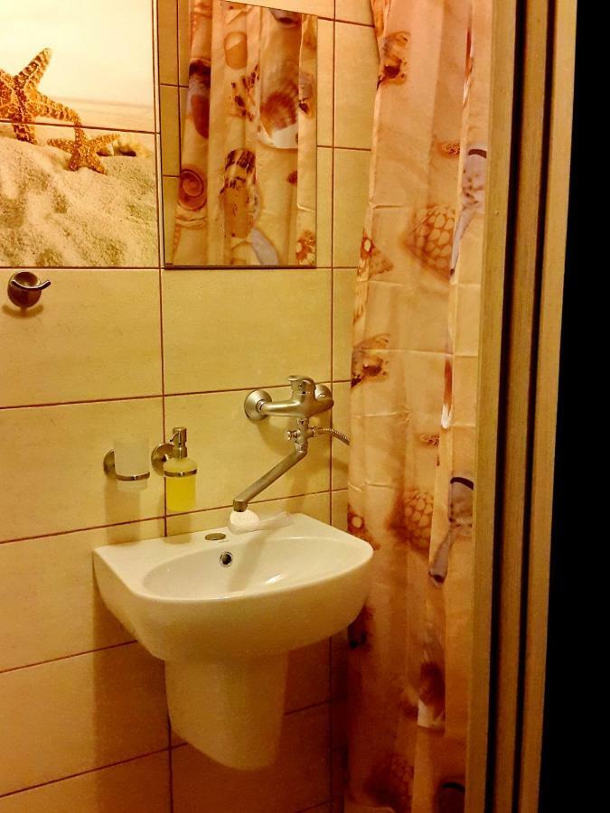 Apartlux Chernigov Luaran gambar